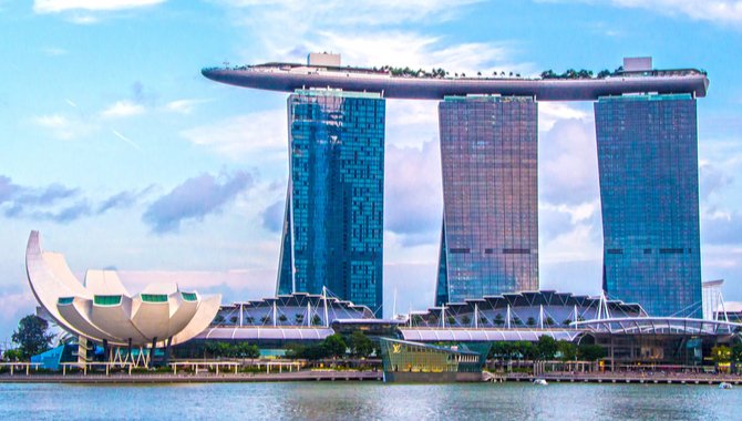 marina bay sands wird nach kurzlebiger schließung wieder aufgenommen